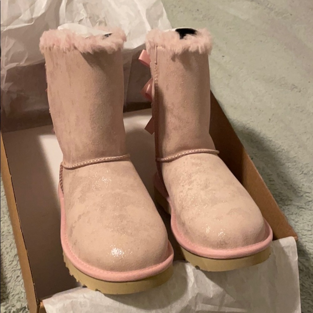 Pink metallic uggs